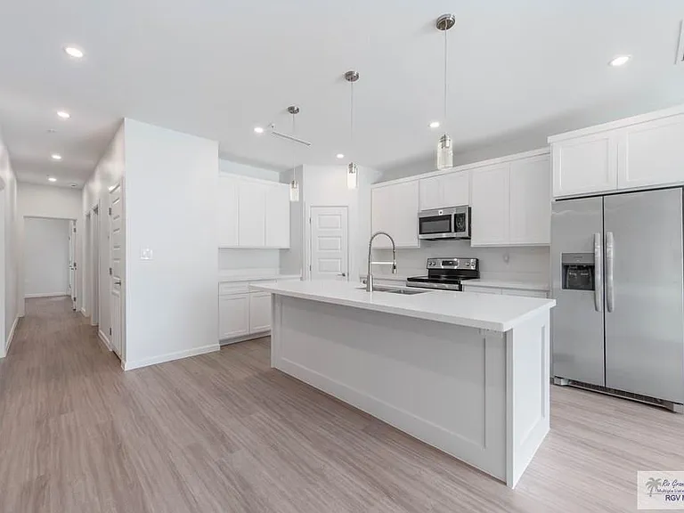165 W Ruben M Torres Blvd — Photo 9