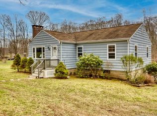 275 Great Hill Rd, Guilford, CT 06437