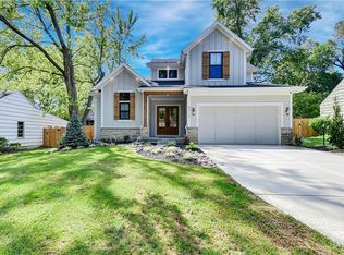 5215 W 71st Ter, Prairie Village, KS 66208