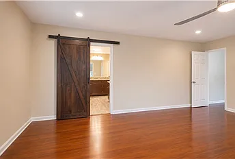 146 Chapel Lk S — Photo 20