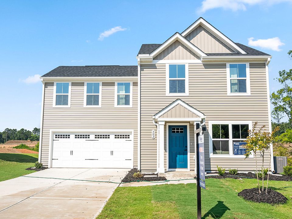 1st image of 302 Rosewood Dr