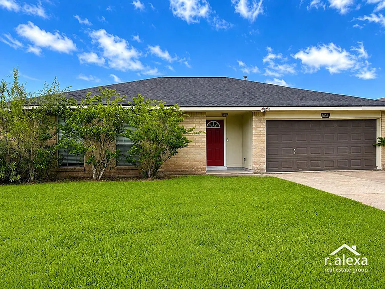 3038 Mosby Dr — Photo 1