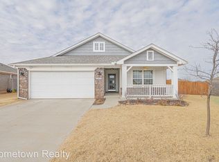 15733 Gunnison Dr, Edmond, OK 73013