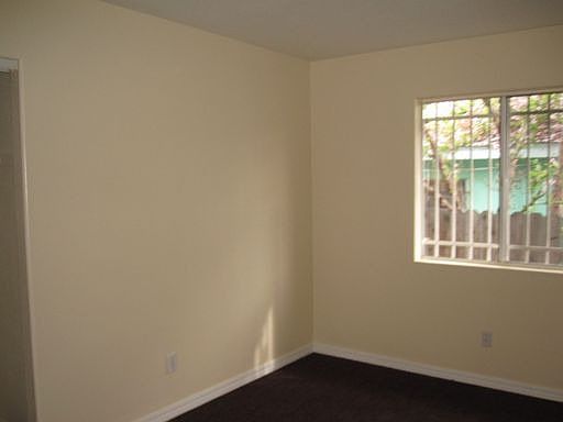 2nd image of 8410 S San Pedro St