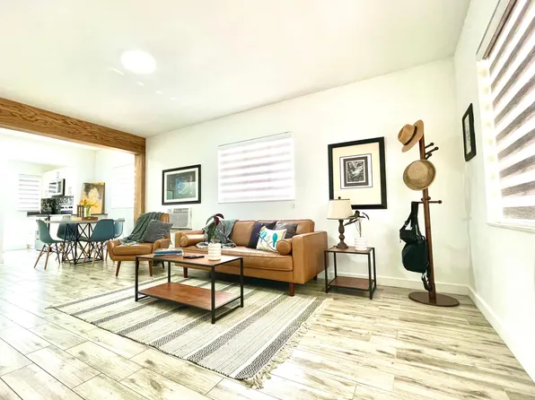 500 77th St APT 3, Miami Beach, FL 33141