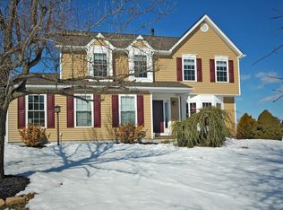 11 Bacorn Rd, Flemington, NJ 08822