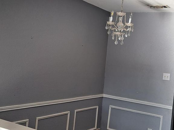5th image of 4917 Highbank Dr