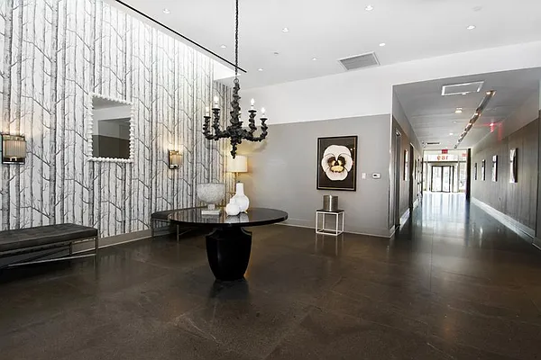 Sold by Brooklyn Bridge | media 22