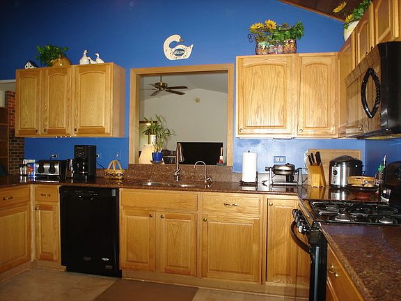4th image of 4N860 Chaffield Dr