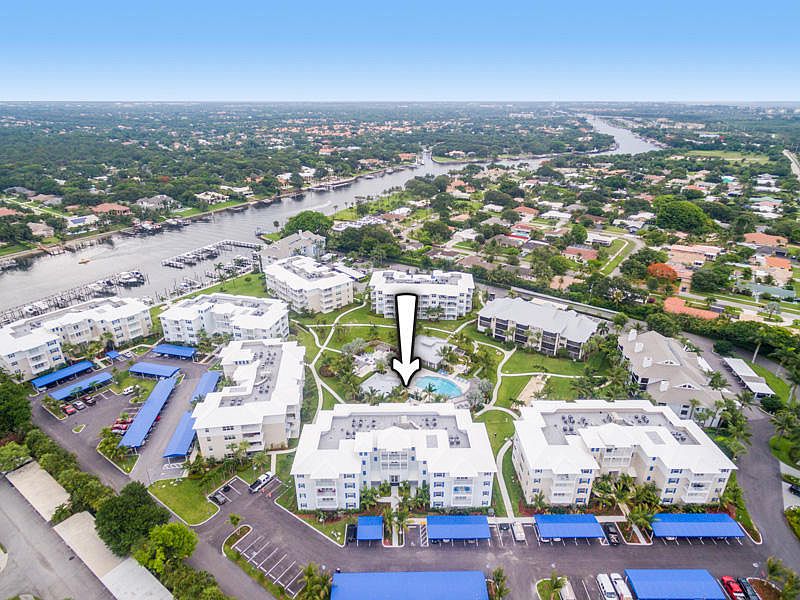 1st image of 943 Bay Colony Dr S