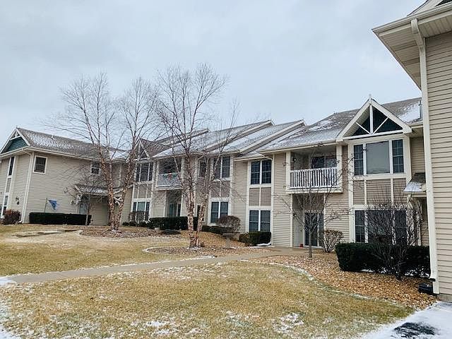 1st image of 6240 S Walnut Ln #20
