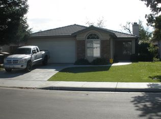 8111 Ipswich Way, Bakersfield, CA 93311