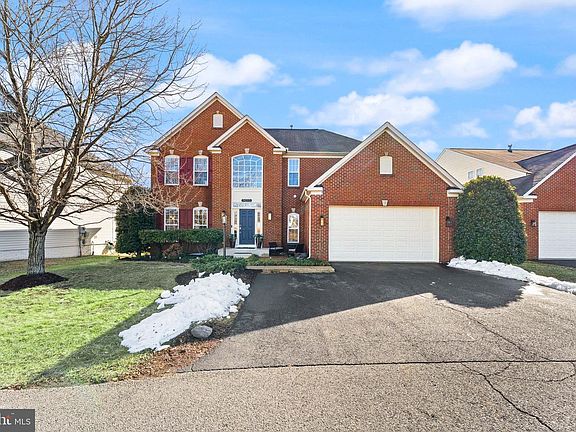 2nd image of 14213 Sharpshinned Dr