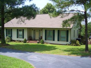 627 Westshore Dr, Ridgeway, SC 29130