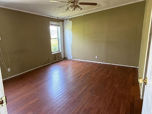 5th image of 7222 Saranthus Ln