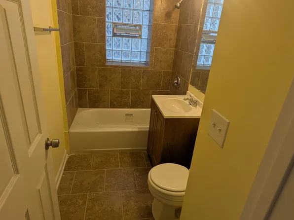 1323 W 82nd St, Chicago, IL