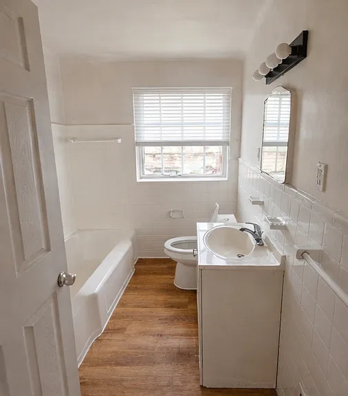 14140 Fairmount Dr #1 — Photo 4