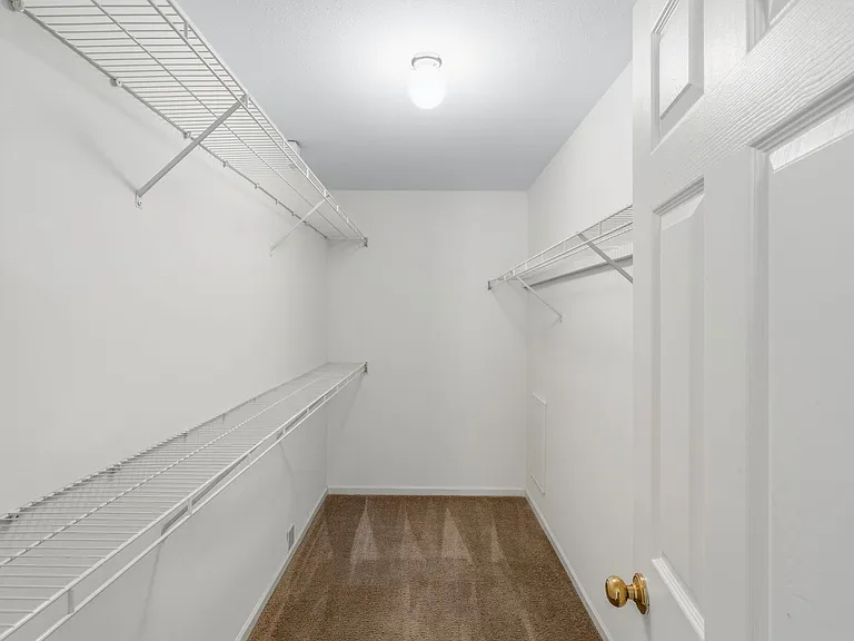 5004-5006 Betty Jean Way — Photo 27