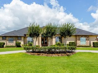 402 Lakeview Blvd, Dickinson, TX 77539