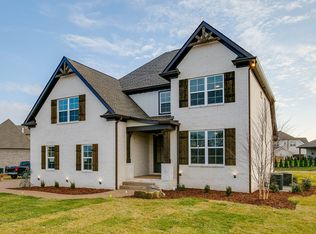 1012 Westbrook Dr, Gallatin, TN 37066