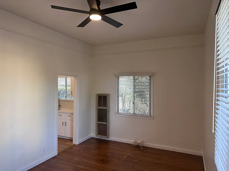 1509 Fair Oaks Ave #B — Photo 4