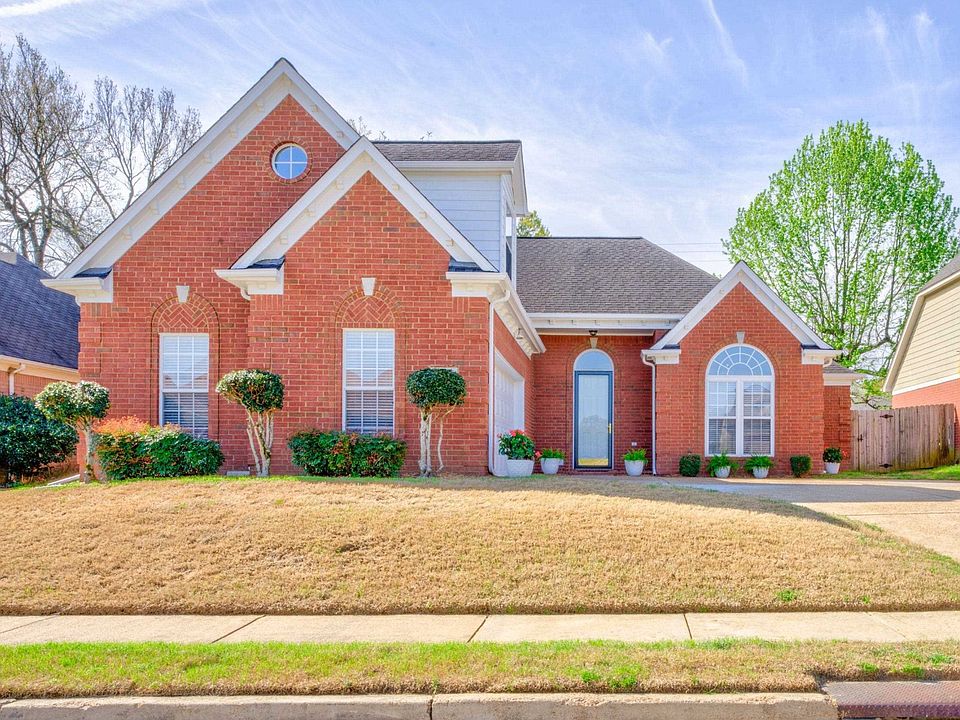 1st image of 8415 Shady Elm Dr