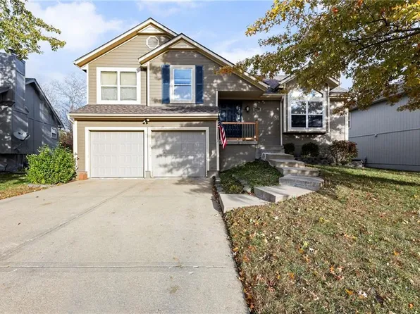 16373 S Church St, Olathe, KS 66062