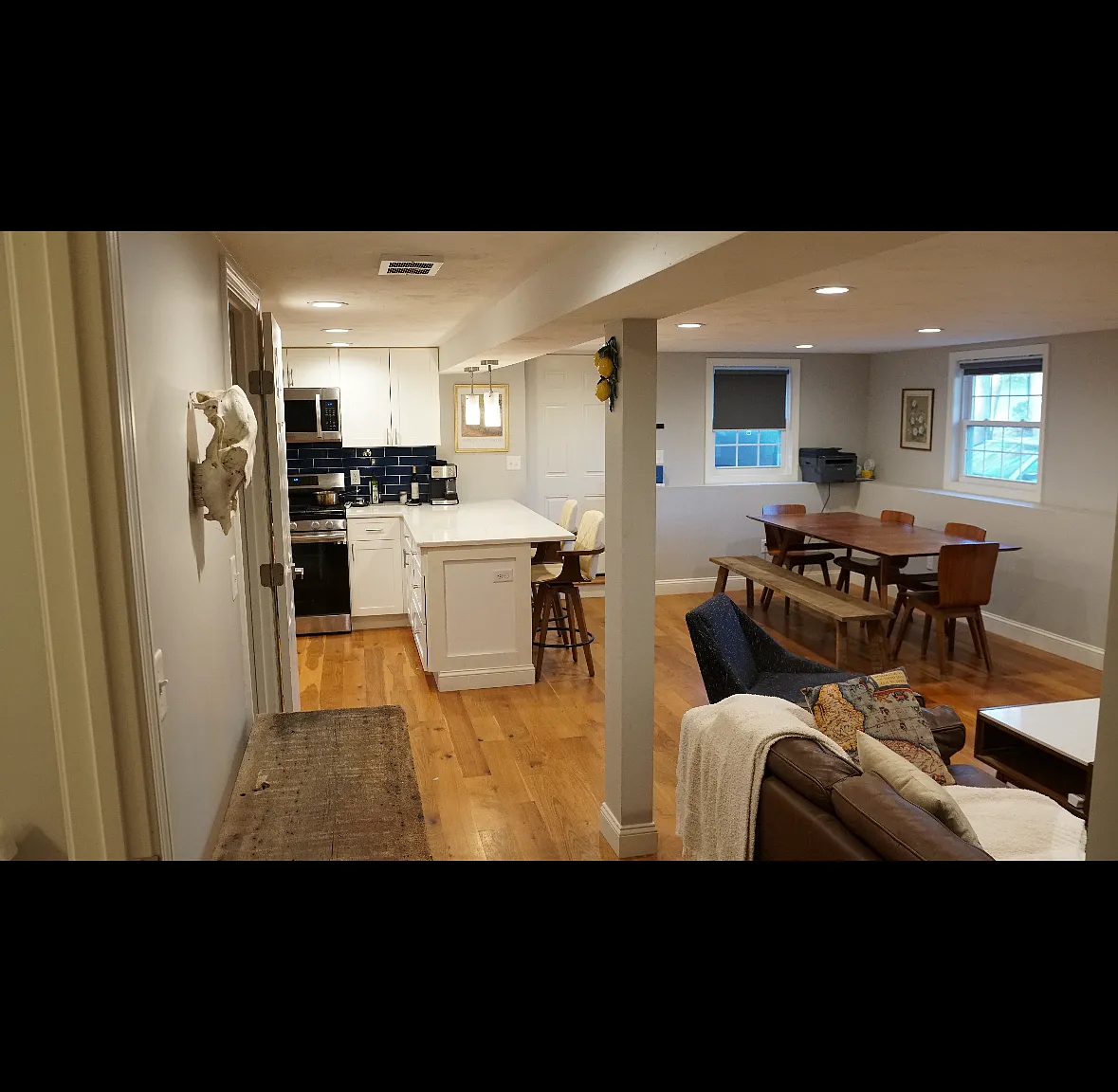 3 bed, 2.5 bath, 1400 sqft, $4,200 — Photo 4