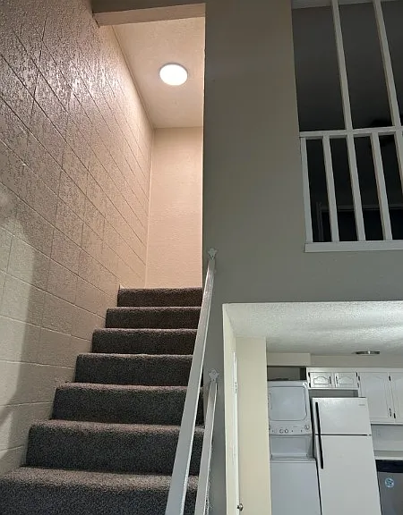 111 Leonard St #4 — Photo 8