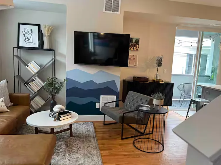 1731 Irving St #105 — Photo 7