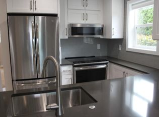 6627 Lakeview Dr APT A101, Kirkland, WA 98033