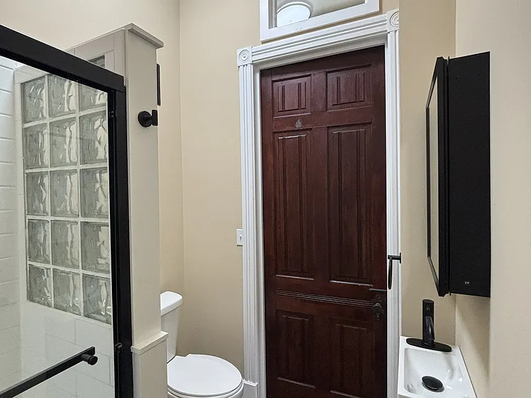 1808 Madison Ave #1 — Photo 15