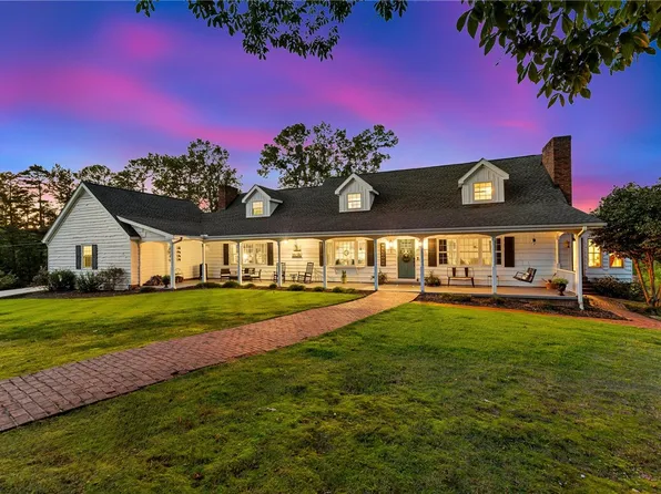 46 Mason Dr, Walhalla, SC 29691