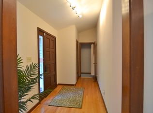 201 Wild Turkey Trl, Chapel Hill, NC 27516