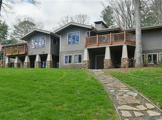 122 Emmas Grove Rd, Fletcher, NC 28732
