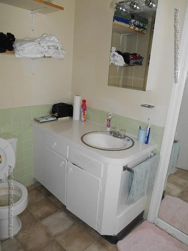 1 bed, 1.0 bath, 500 sqft, $1,750 — Photo 3