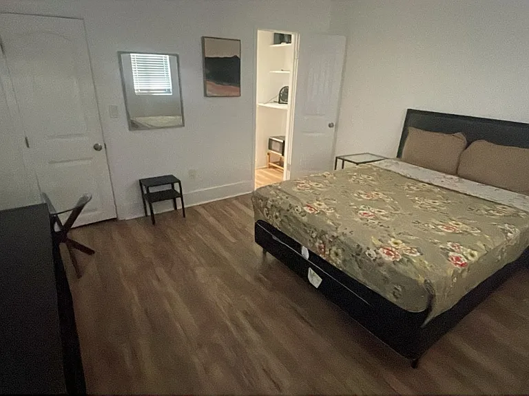 304 E 4th St #304B — Photo 4