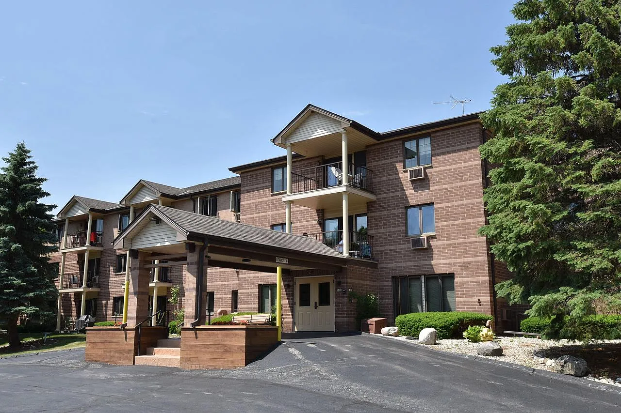 530 North Silverbrook DRIVE #D307 photo 1