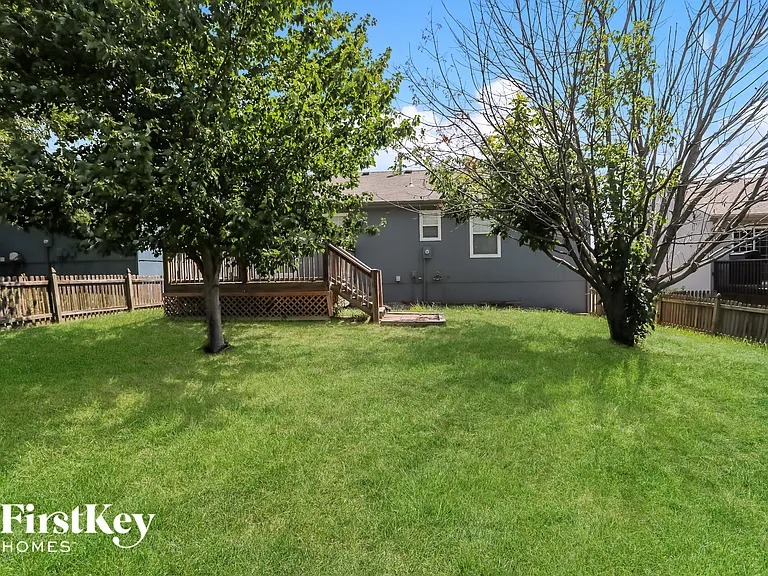 11036 N McKinley Ave — Photo 14