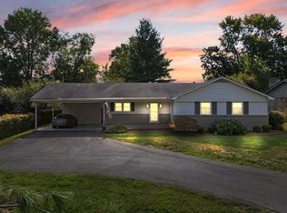 1870 Parkers Mill Rd, Lexington, KY 40504