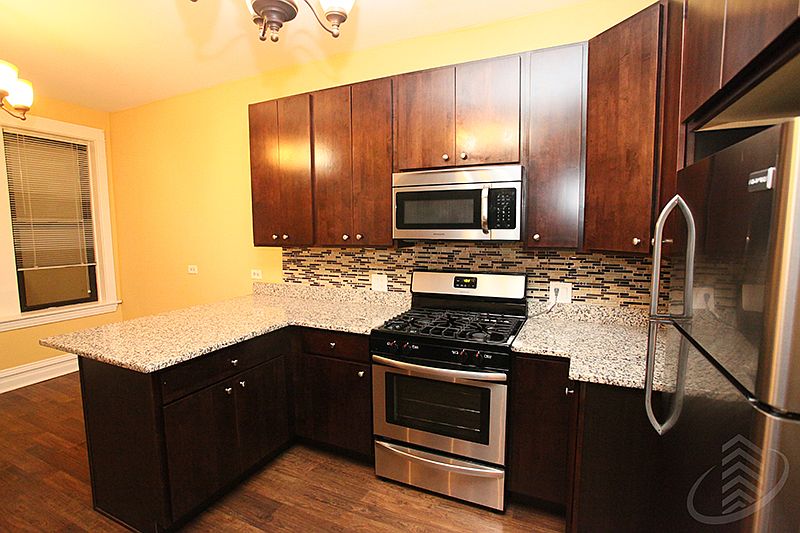 1st image of 1322 N Bosworth Ave APT 1