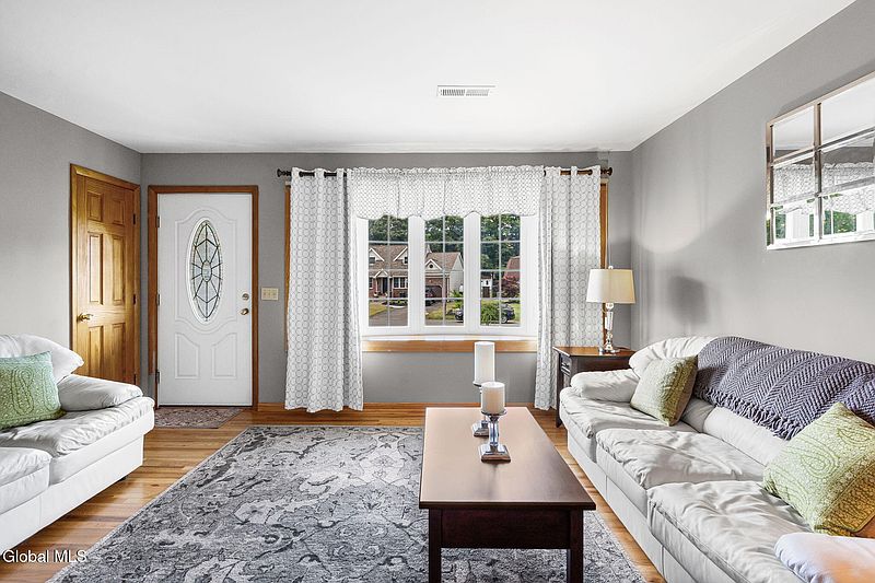3rd image of 1037 St Lucille Drive