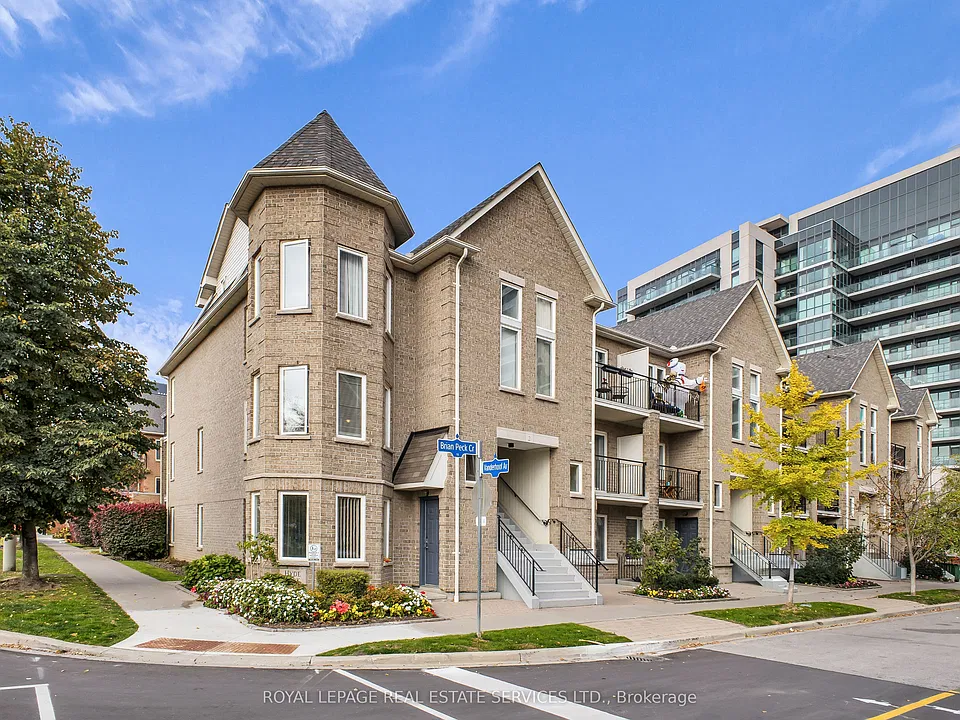 2 Brian Peck Cres #Townhouse 201