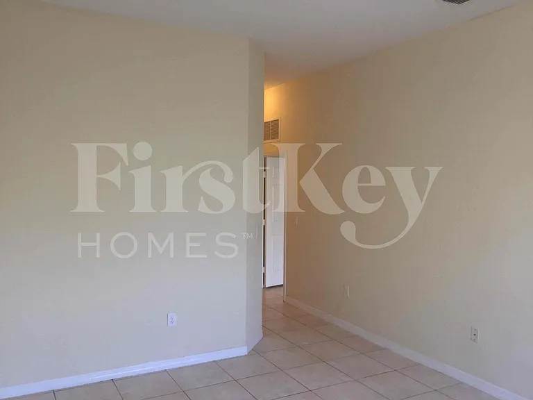 18884 SW 319th St — Photo 17