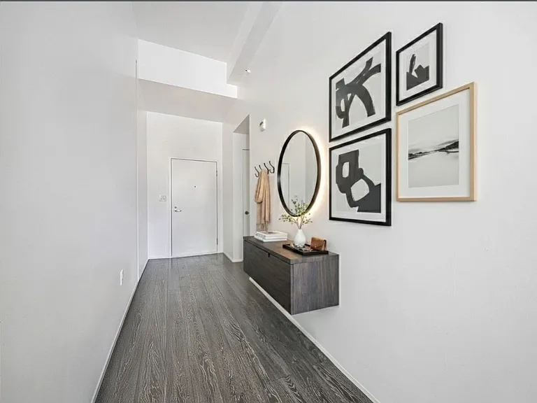 1200 Washington St #215 — Photo 6