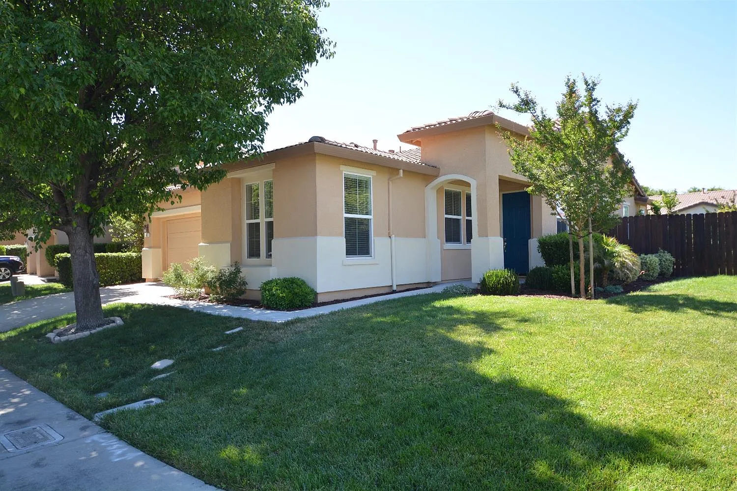 4 Skarda Ct photo 1