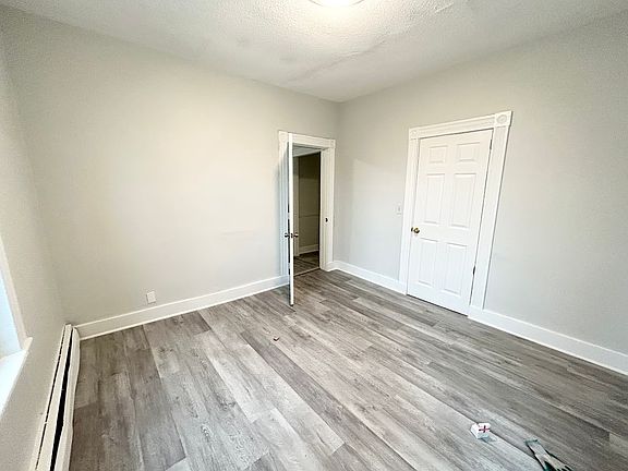 4th image of 10 Oakland St #8