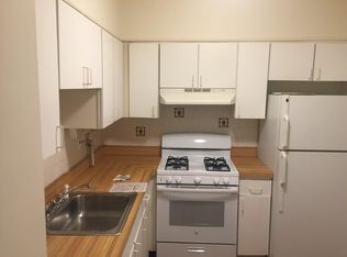 6549 Grand Ave STE 2, Maspeth, NY 11378