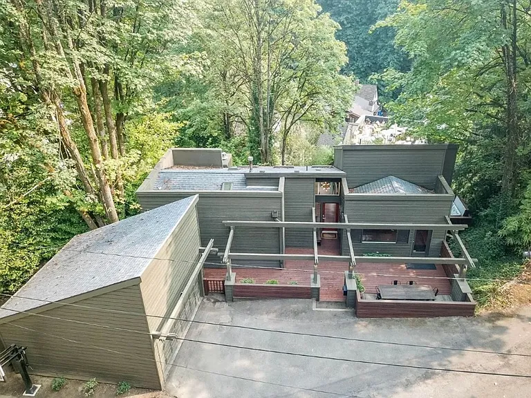 3108 SW Bennington Dr — Photo 27