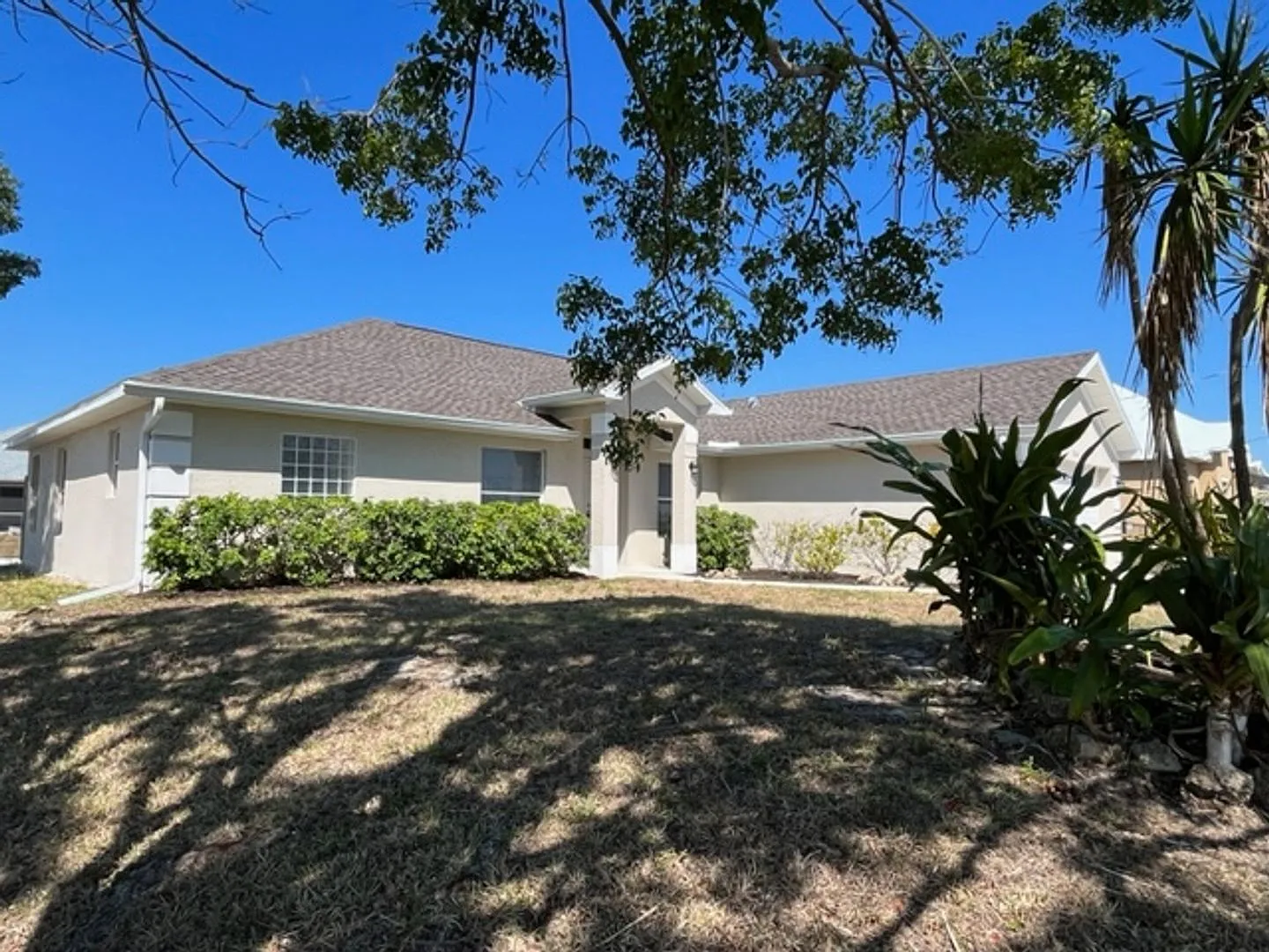 1530 SW 19th Ave — Photo 3